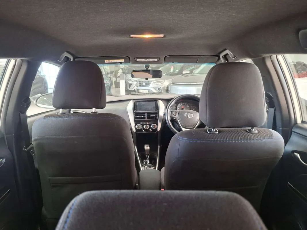 Toyota Yaris 1.5 Xs auto - Image 10