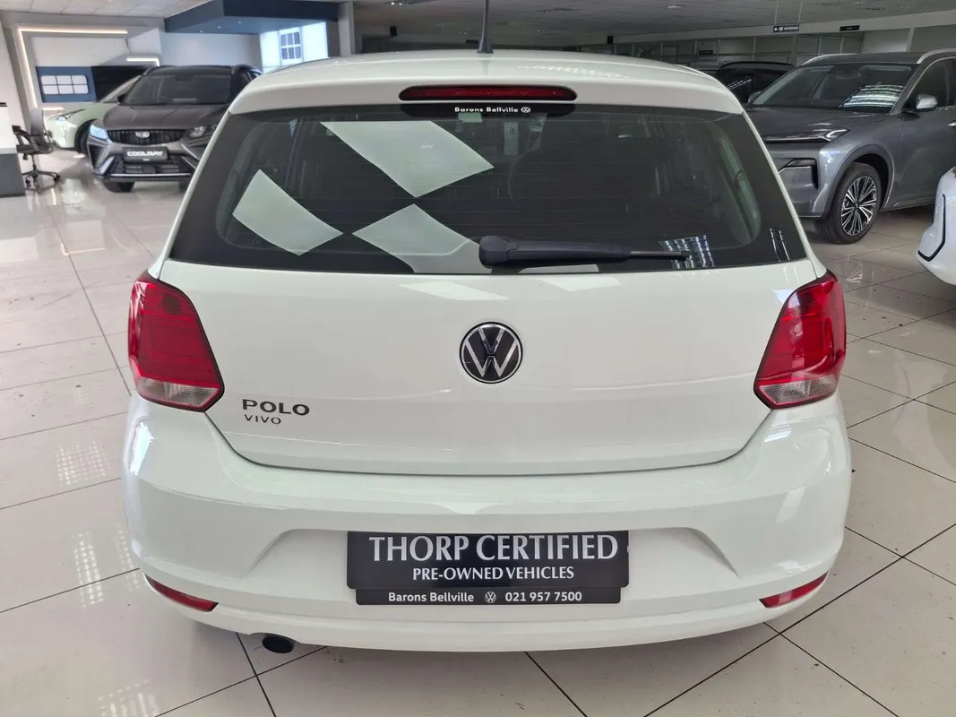 Volkswagen Polo Vivo hatch 1.4 Comfortline - Image 7
