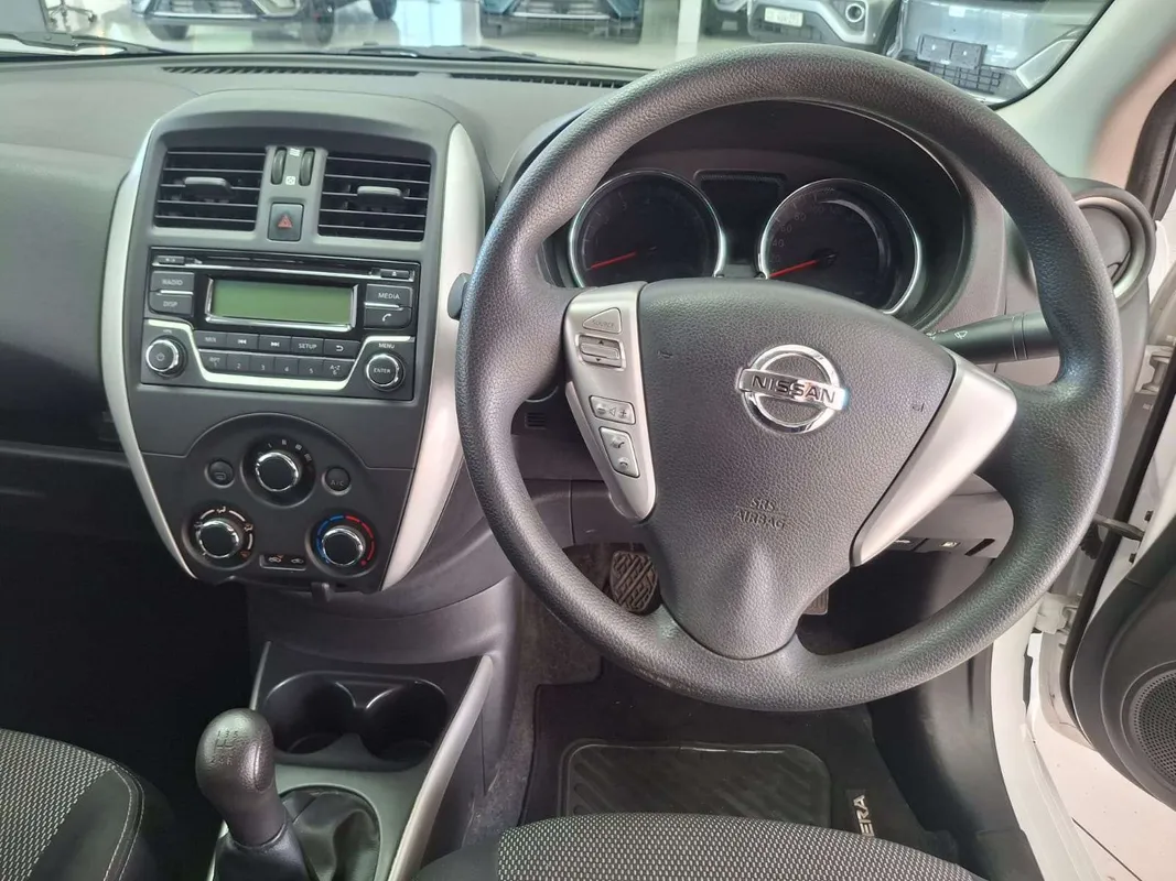 Nissan Almera 1.5 Acenta Manual - Image 13